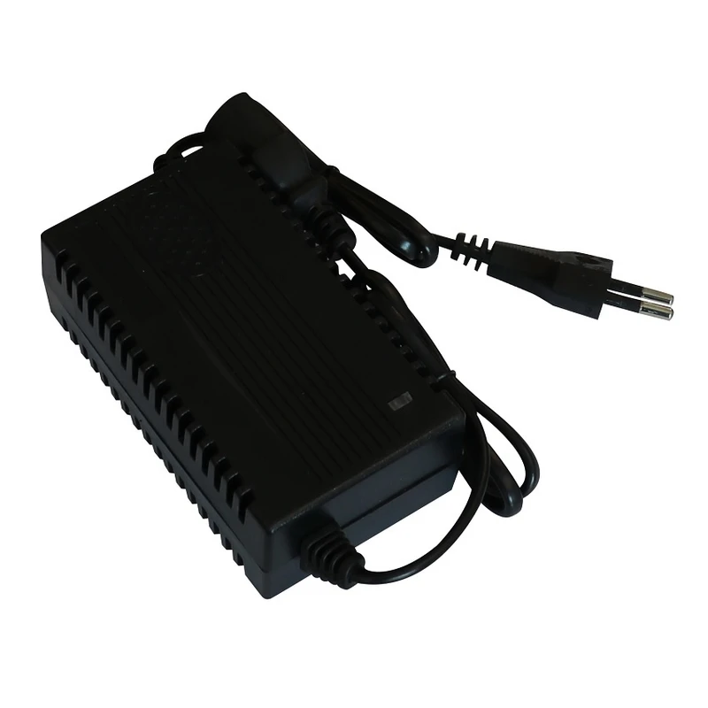 سمپاش شارژی لئوپارد ۲ موتوره ۲۰ لیتر